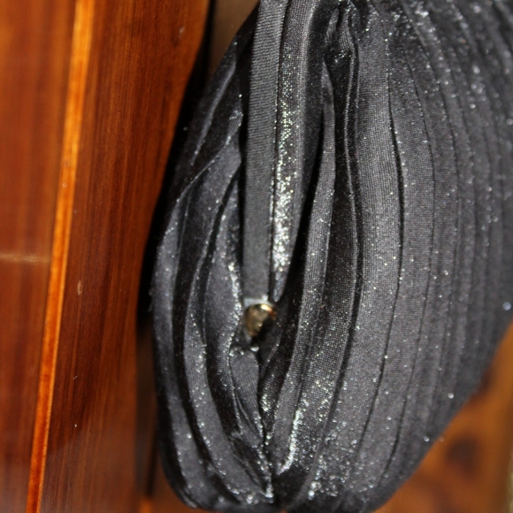 Formal Purse - Picture 7 of 15